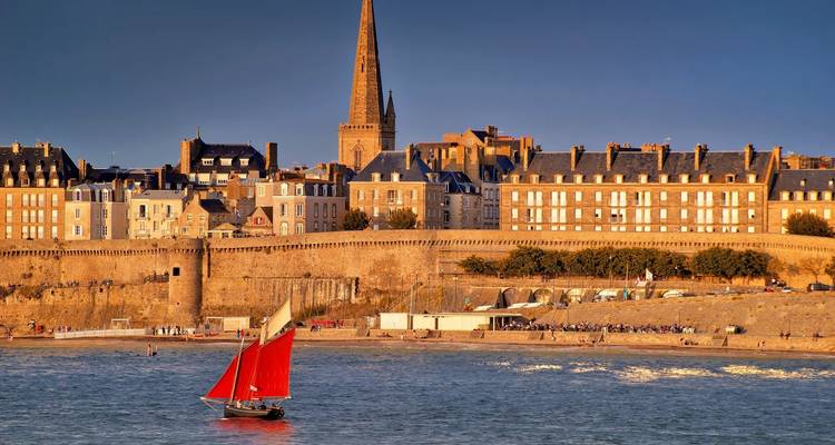 Europe’s Atlantic Highlights - From Lisbon to Hamburg (11 destinations) - Hurtigruten 4