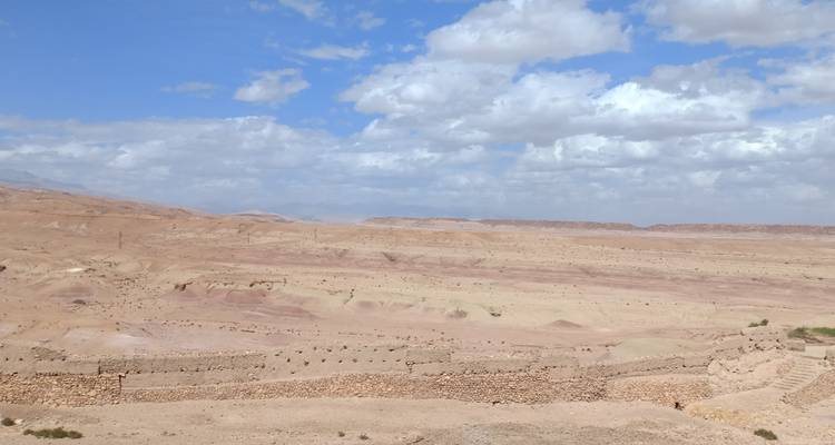 Las Dunas Doradas: Una aventura de 3 días de Fez a Marrakech - Gboo Morocco tours 3