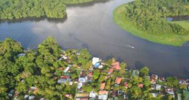 Costa Rica con traslado en autobús: diversión tropical en familia - avenTOURa 1