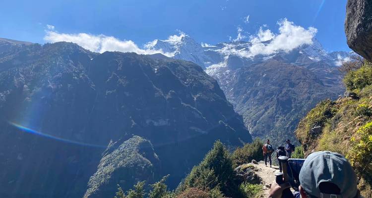 Trekking Rápido al Campamento Base del Everest - 9 días - Glorious Himalaya Trekking Pvt. Ltd. 3