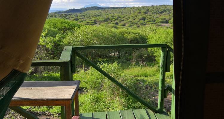 6 Days – Mukuru Village – Lake Natron – Serengeti NP and Ngorongoro Crater - Wonders of Creation Tours and Safaris 4