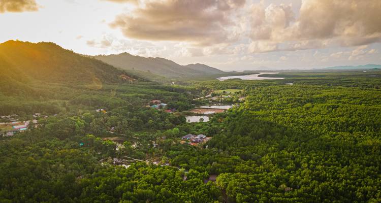 Travel Thailand : From City Glows to Sandy Toes ! - journaway DACH 7