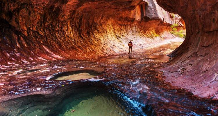 Canyons and Navajo Lands - Exodus Adventure Travels 3