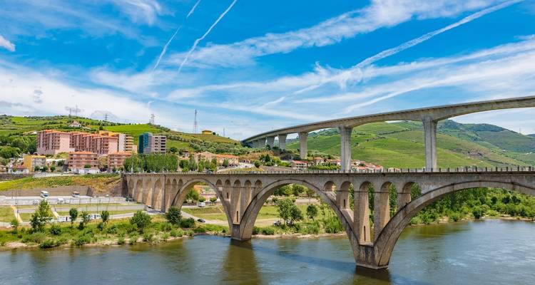 Douro Luxury Cruise - Spirit of Chartwell (4 Days) - Portugal Travel Center 8