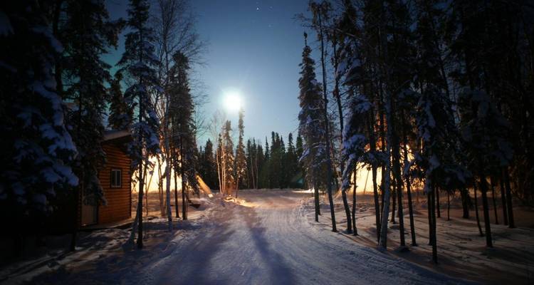 Yellowknife et les aurores boréales - Landsby 3