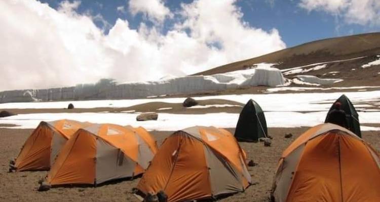 Ascensión al KiLimanjaro por la ruta Lemosho 10 días - alojamiento y transporte incluidos - Click Expeditions 1