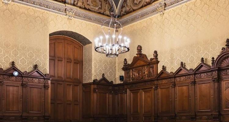 15% de réduction - [Autoguide] Paris et le meilleur du sud de la France - Paris, Avignon et Nice en 8 jours : Soldes de Noël et du Nouvel An - WiseYatra 10