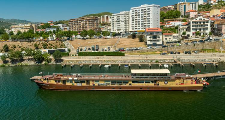 Best of Porto with a Luxury Douro Cruise - 6 nights - Portugal Travel Center 4