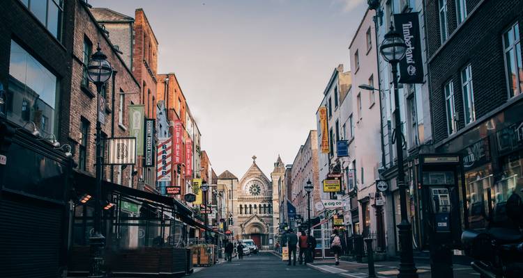 London - Dublin & Blarney Castle, Ring of Kerry & Dingle - Railtours Ireland First Class 4