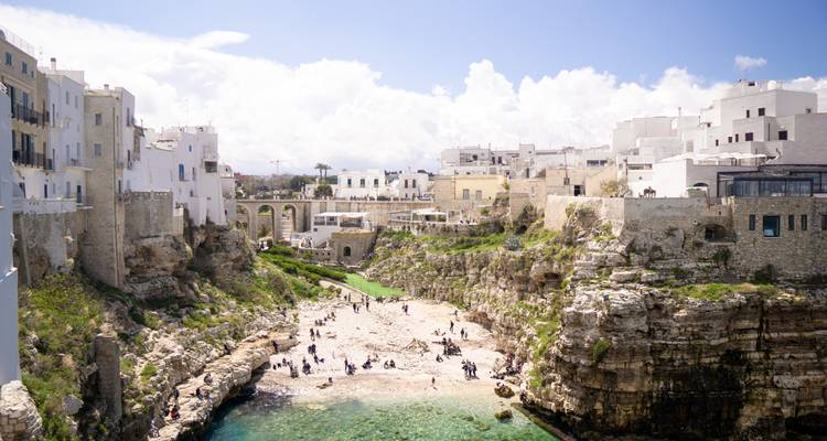 3 Day Summits & Shores: Vesuvius, Pompeii & Amalfi Small-Group Tour from Rome - Rabbie’s Small Group Tours 2