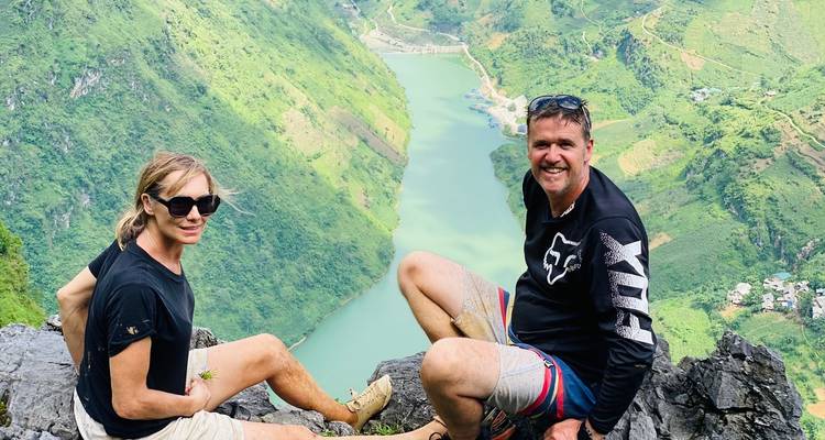 Circuit en moto de la boucle de Ha Giang via Quan Ba, Dong Van et Du Gia - VietLong Travel 7