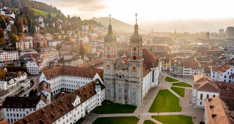Grand Tour de Suisse Explorer Panoramique : visite de groupe jointe - STC Switzerland Travel Centre 3