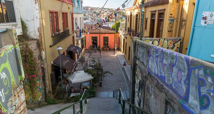 Santiago and Valparaíso (5 Days) - Hi Travel Argentina 3