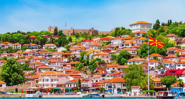 Aventúrate en Ohrid: un divertido crucero en barco - Urban Folx Travel 8