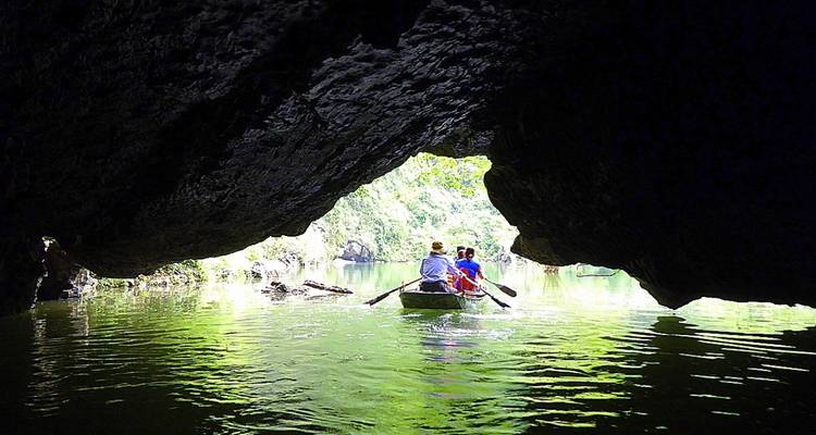 Escape the urban: Ninh Binh Day Trip to Hoa Lu, Mua Cave & Trang An - Up Travel Vietnam 6