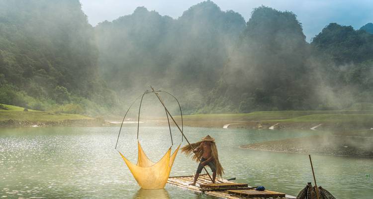 Visite privée d'une journée à Cao Bang : Chute d'eau de Ban Gioc et grotte de Nguom Ngao avec déjeuner - Up Travel Vietnam 3