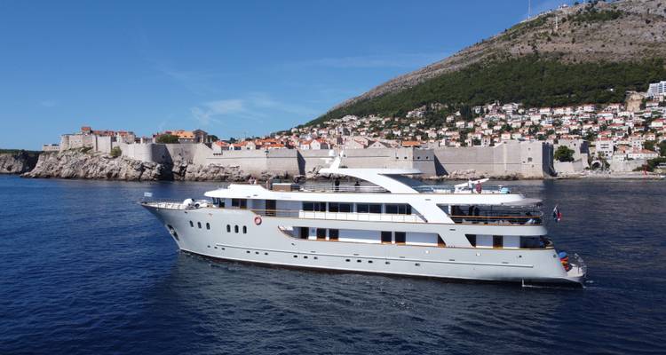 Split – Dubrovnik, M/S Mama Marija 2025 - Ambassador Travel 6