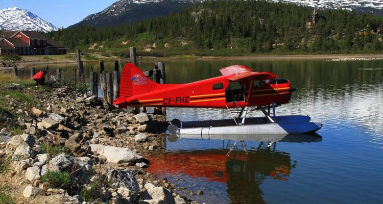 Aventura de verano en el Yukón con vuelo desde Vancouver - Landsby 1