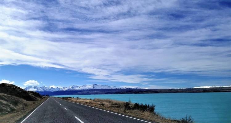 On Two and Four Wheels Through Middle-earth - DIAMIR Erlebnisreisen 1