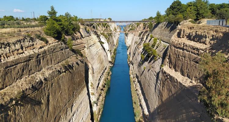 Circuit privé Epitome de 10 jours : Péloponnèse, île d'Hydra, Météores et meilleurs villages grecs - Eudaimonia Tour Experiences 6