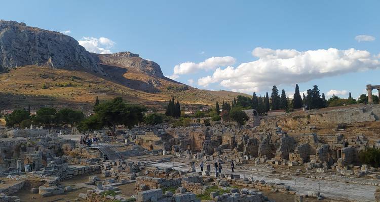 Circuito Privado de 6 Días por el Mítico Peloponeso: Corinto, Micenas, Nauplia, Isla de Hidra, Monemvasia, Mani, Esparta, Mystras, Olimpia, Arcadia - Eudaimonia Tour Experiences 10