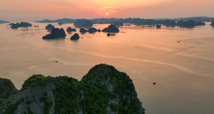 Fantástico viaje de vacaciones en familia al norte de Vietnam, a Mai Chau , Pu Luong , Ninh Binh y la bahía de Halong - VietLong Travel 7