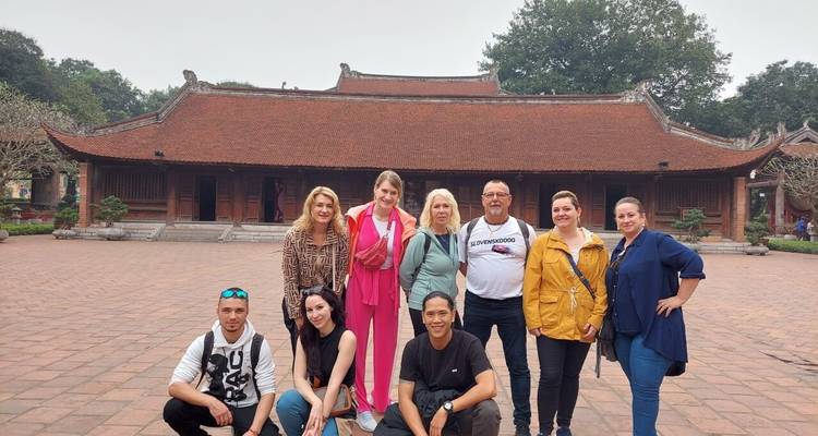 Impresionantes vacaciones familiares en Vietnam desde Hanói a la Bahía de Halong, Hue, Hoi An , Da Nang - VietLong Travel 1
