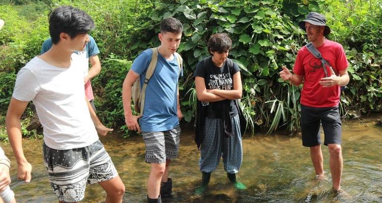 Recorridos escolares realistas y viajes de estudiantes del norte al centro de Vietnam - VietLong Travel 8