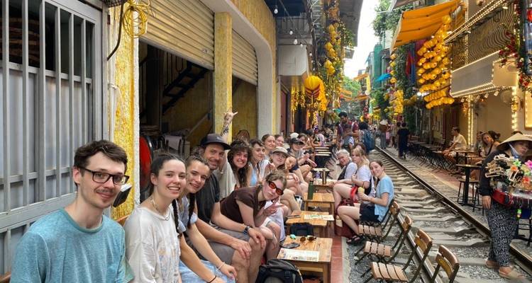 Recorridos escolares realistas y viajes de estudiantes del norte al centro de Vietnam - VietLong Travel 1
