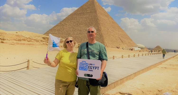Visite privée des Pyramides de Gizeh et du Grand Sphinx (demi-journée) - Look at Egypt Tours  7