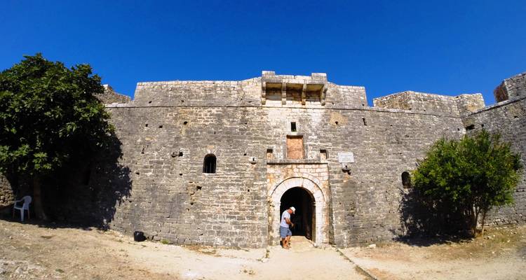 Costa Sur, Saranda, Butrint y Gjirokastra circuito de 2 días - Albania My Way ltd  6