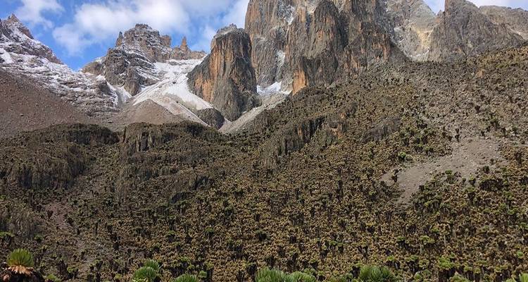 Ascension du Mont Kenya Via Chogoria Point Lenana - 7 jours - Great Lake Expedition 2