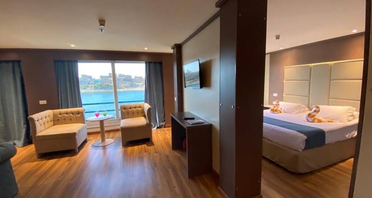Crucero privado de 4 días por el Nilo de 5 estrellas con visitas turísticas - Egypt Tour Pro  3