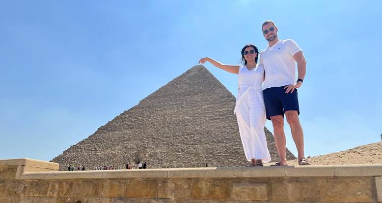 Full Day Pyramids of Giza and Sphinx & The Egyptian Museum with a Private Guide. - Look at Egypt Tours  1
