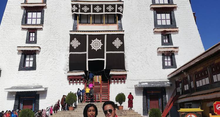 Lhasa campamento base del Everest viaje por tierra - Nepal Trekking Routes Treks & Expedition Pvt. Ltd. 3