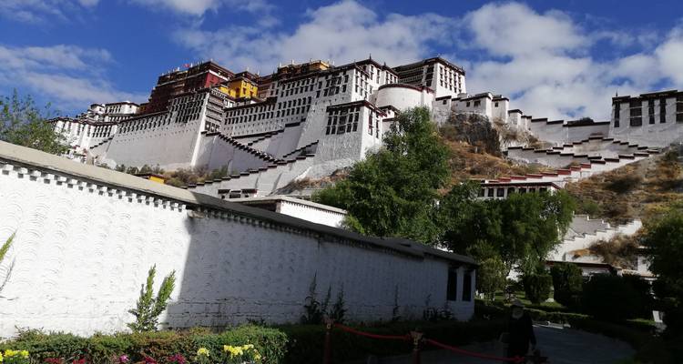 Lhasa campamento base del Everest viaje por tierra - Nepal Trekking Routes Treks & Expedition Pvt. Ltd. 4