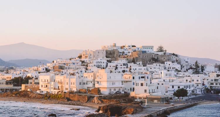 Yoga Retreat. Cyclades cruise 2025 - Running On Waves 2