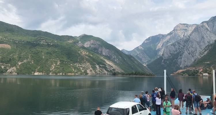 Lac Komani, vallée de Valbona et Prizren - Circuit de 2 jours au départ de Tirana - Albania My Way ltd  1