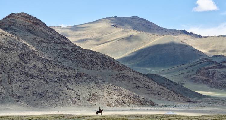 Mongolia – 12 Days Highlights and Treasures - Bucket List Group Travel LLC 9