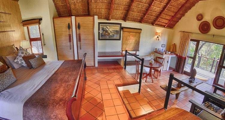 4-Day Family Safari, Madikwe Game Reserve, Big Five - Knap Tours Limited 9