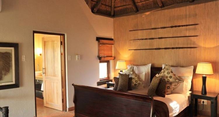 4-Day Family Safari, Madikwe Game Reserve, Big Five - Knap Tours Limited 10