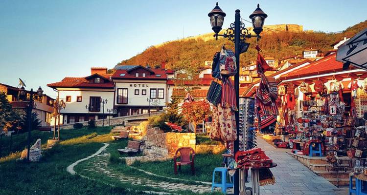 Circuit en petit groupe au Kosovo : Pristina et Prizren depuis Skopje - Choose Balkans 3