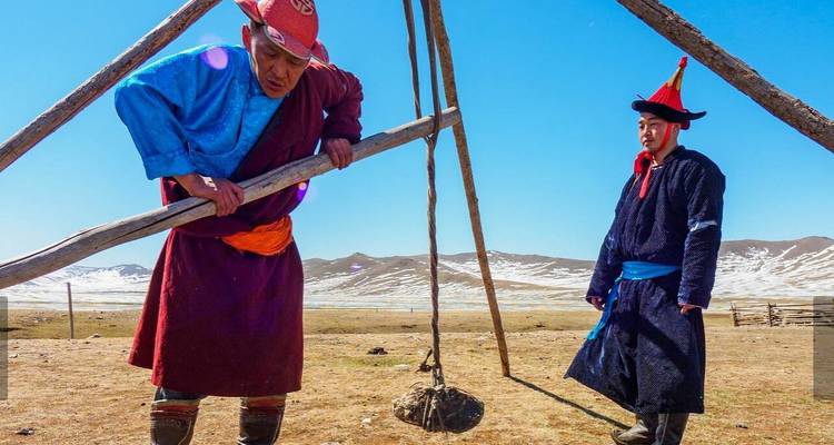 Estepa amplia - Caballos salvajes - Tour Mongolia 7