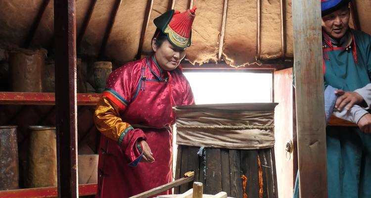 Estepa amplia - Caballos salvajes - Tour Mongolia 10