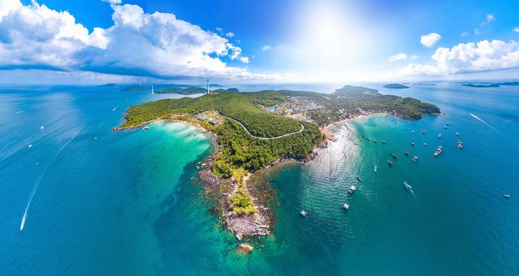 Experience the Unique Phu Quoc Island ( The Sleepless city ) - 4Days/3Nights - Bee Gng International Joint Stock Company 4