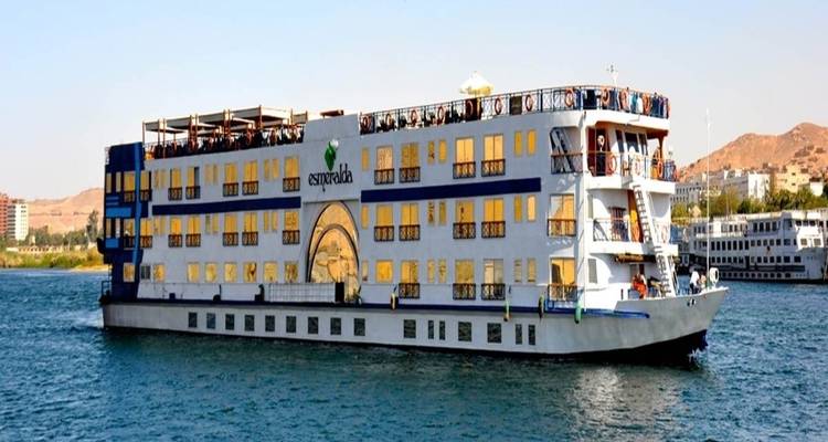 Enjoy 6-nights, Cairo, Pyramids, Nile Cruise, Abu Simbel & Red Sea by flight - Egypt cruise travel 3