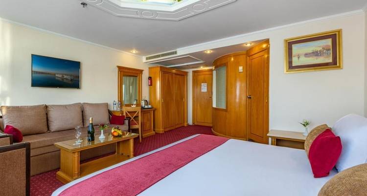 Enjoy 6-nights, Cairo, Pyramids, Nile Cruise, Abu Simbel & Red Sea by flight - Egypt cruise travel 6