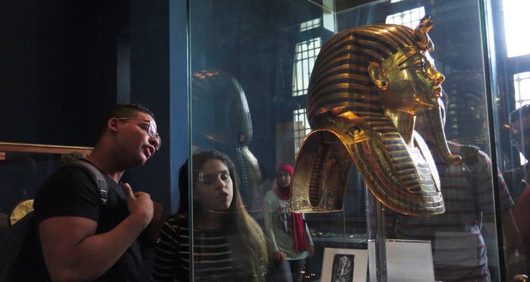 Egyptian Museum & Great Pyramids: Private Day-Tour to Explore in 1 Day - Egypt cruise travel 8