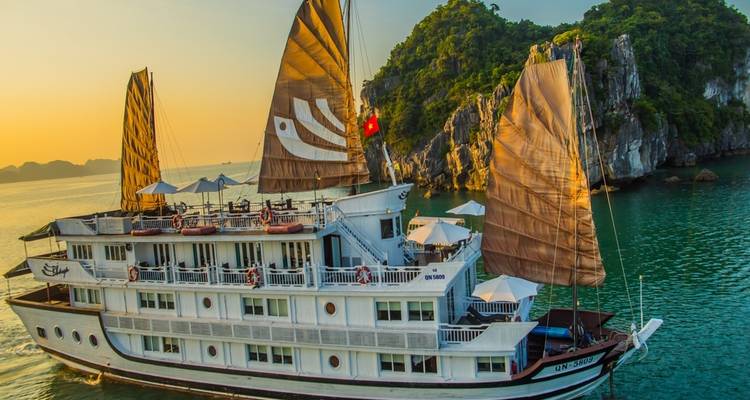 Les merveilles du Vietnam : Saigon, Hoi An et Hanoi avec une croisière en 5 étoiles dans la baie d'Halong - Wonderful Holidays UK 6