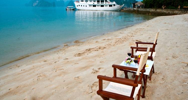 Les merveilles du Vietnam : Saigon, Hoi An et Hanoi avec une croisière en 5 étoiles dans la baie d'Halong - Wonderful Holidays UK 7